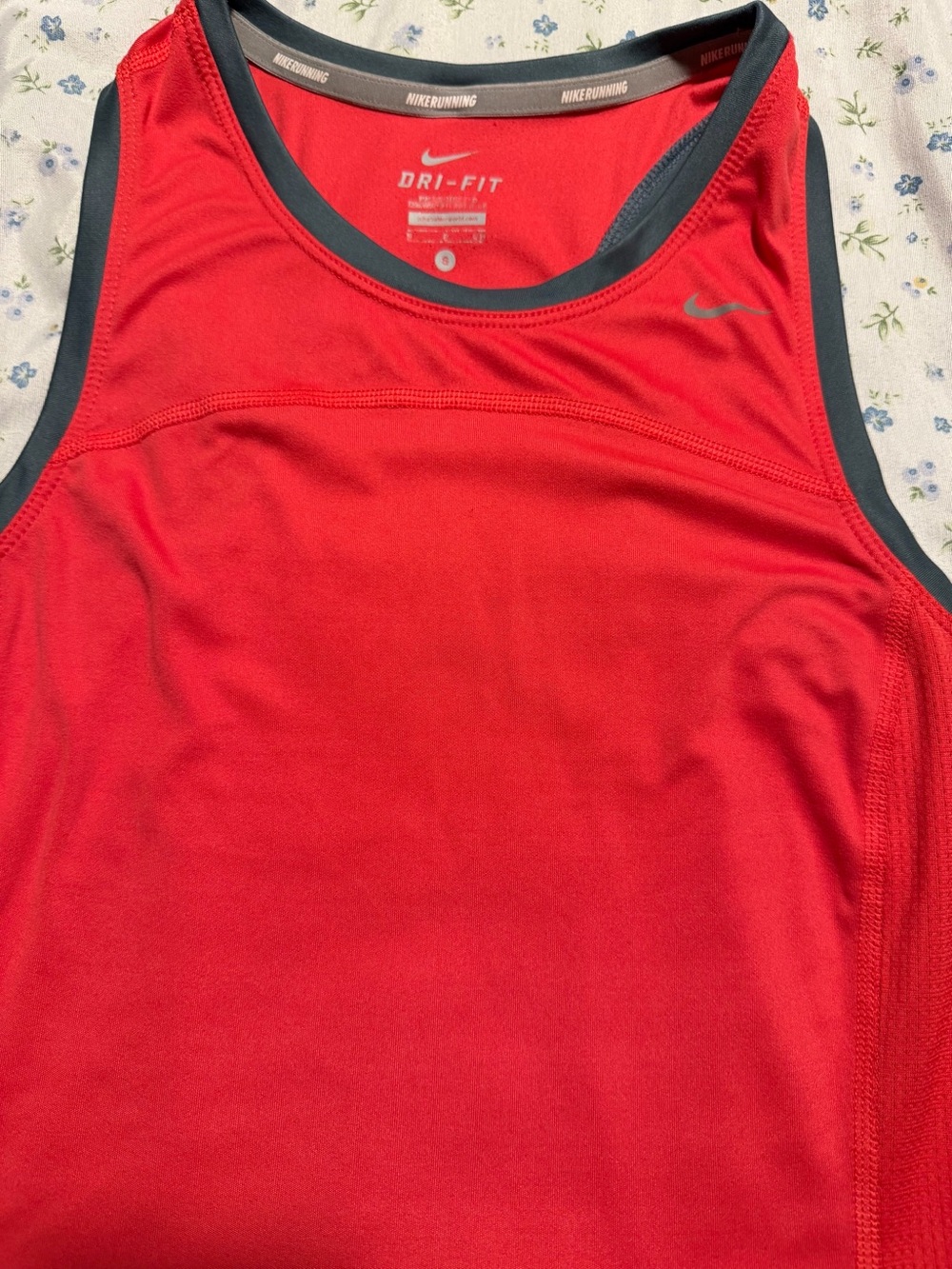 Nike red/gray tank top - Picture 2 of 6